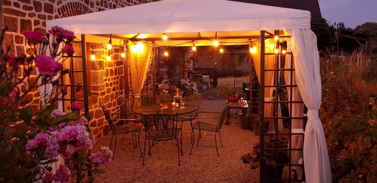 La Cloue Bed & Breakfast Sainte-Marie-du-Bois  Dış mekan fotoğraf
